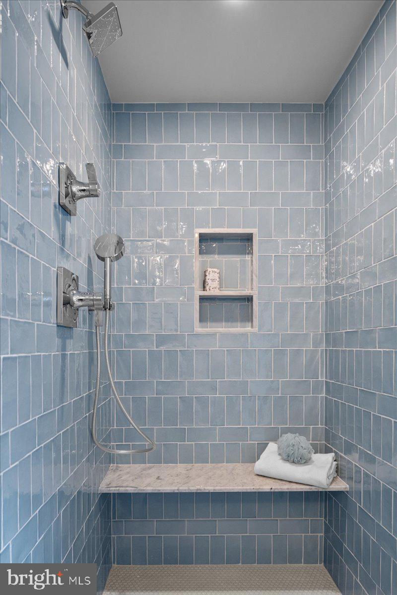 MERION STATION - Residential