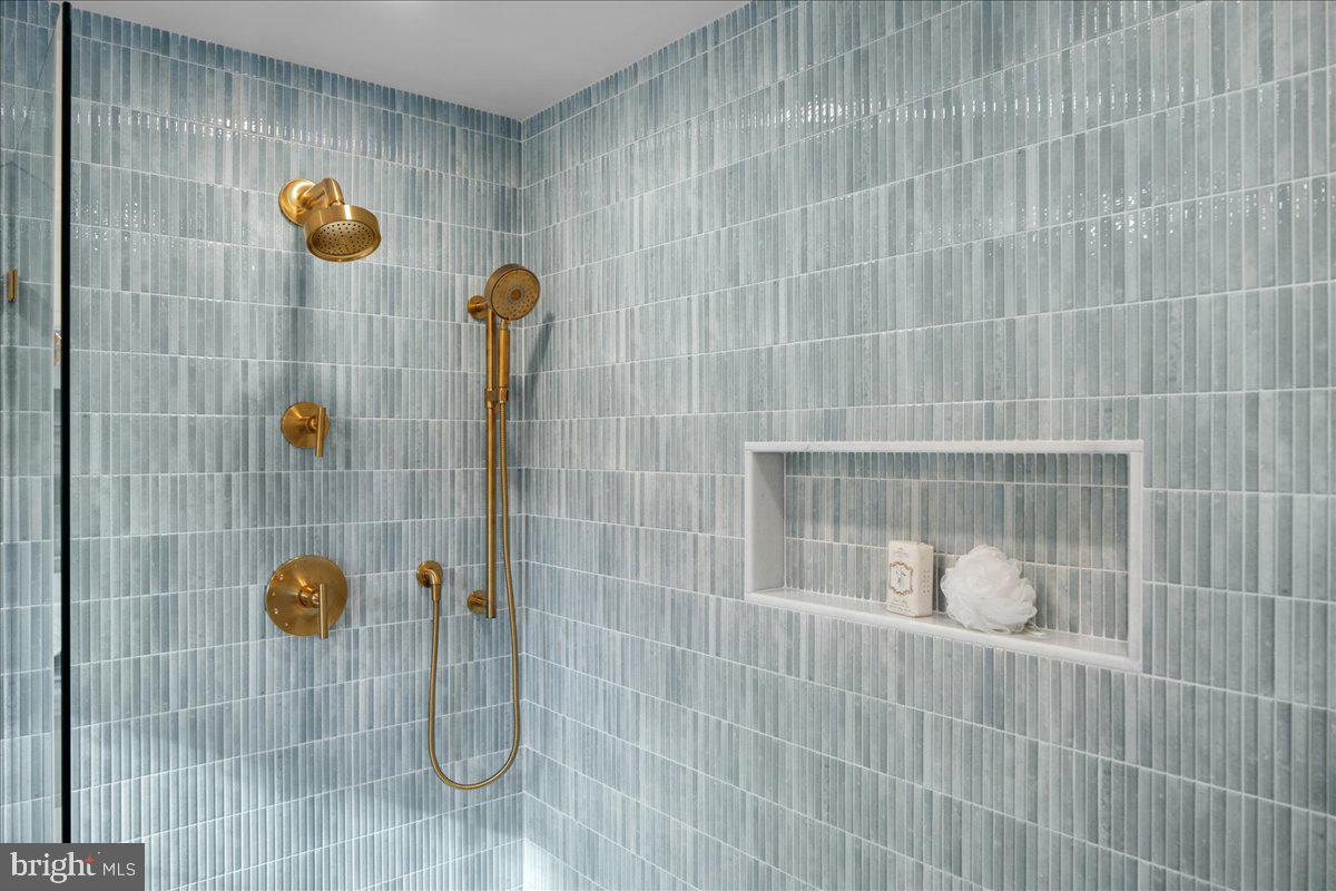 MERION STATION - Residential