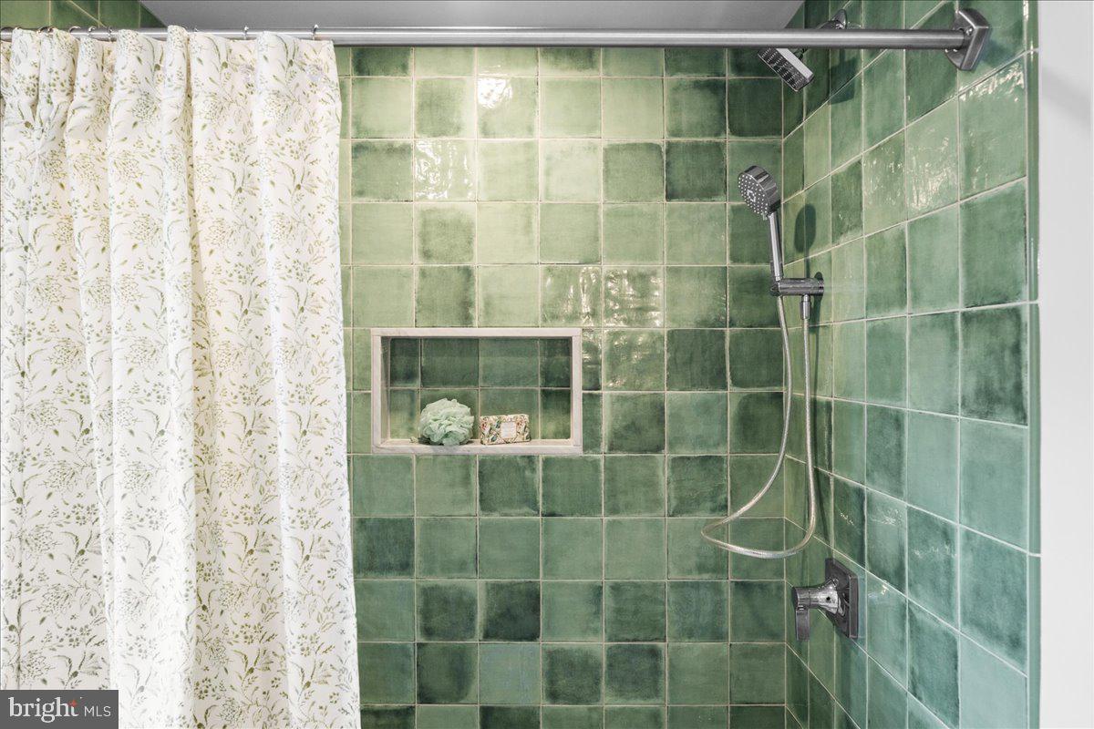 MERION STATION - Residential