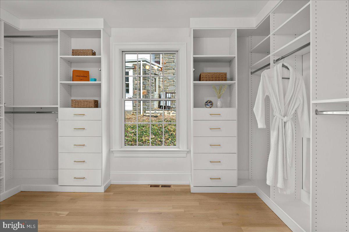 MERION STATION - Residential