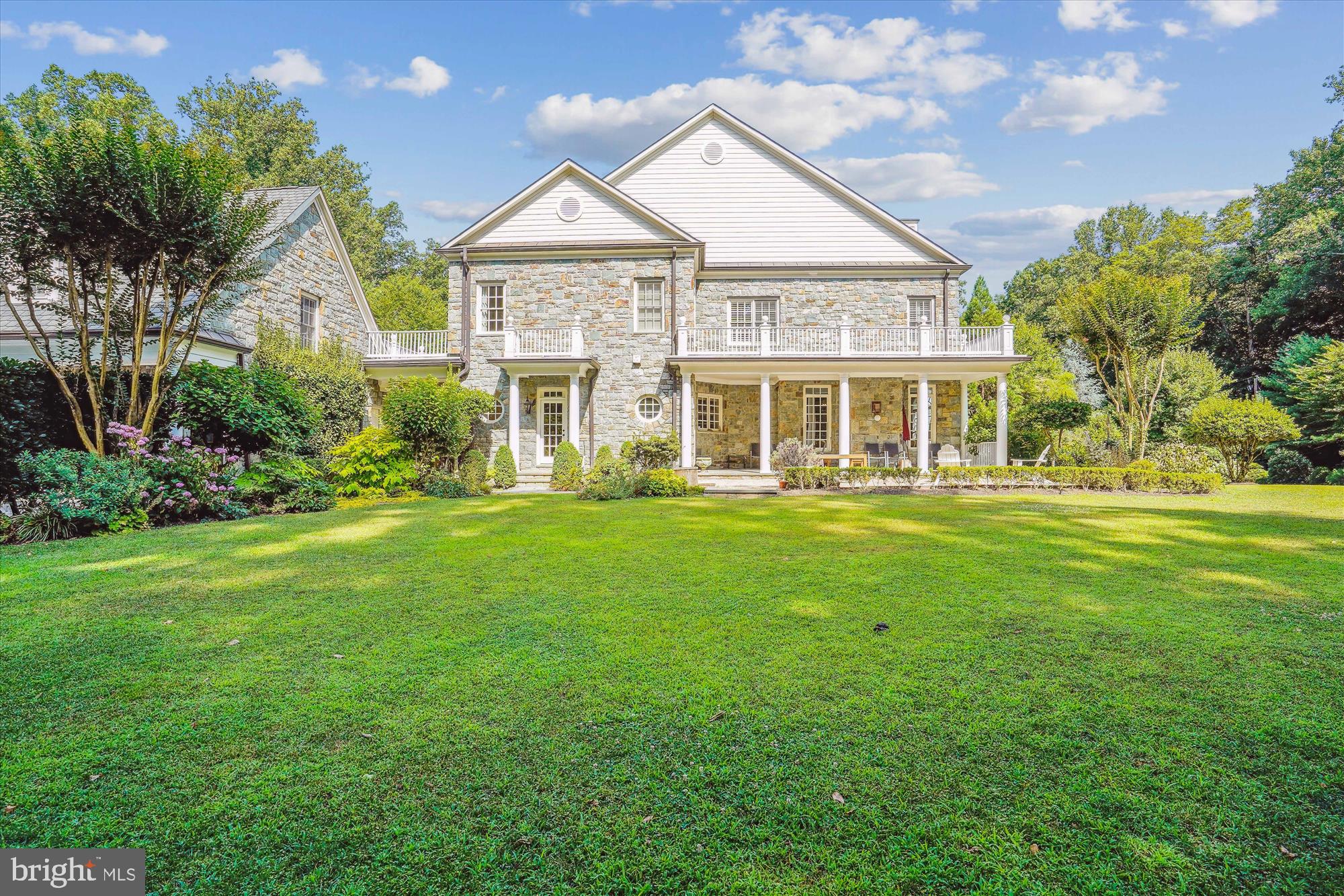 LANGLEY RIDGE - Residential