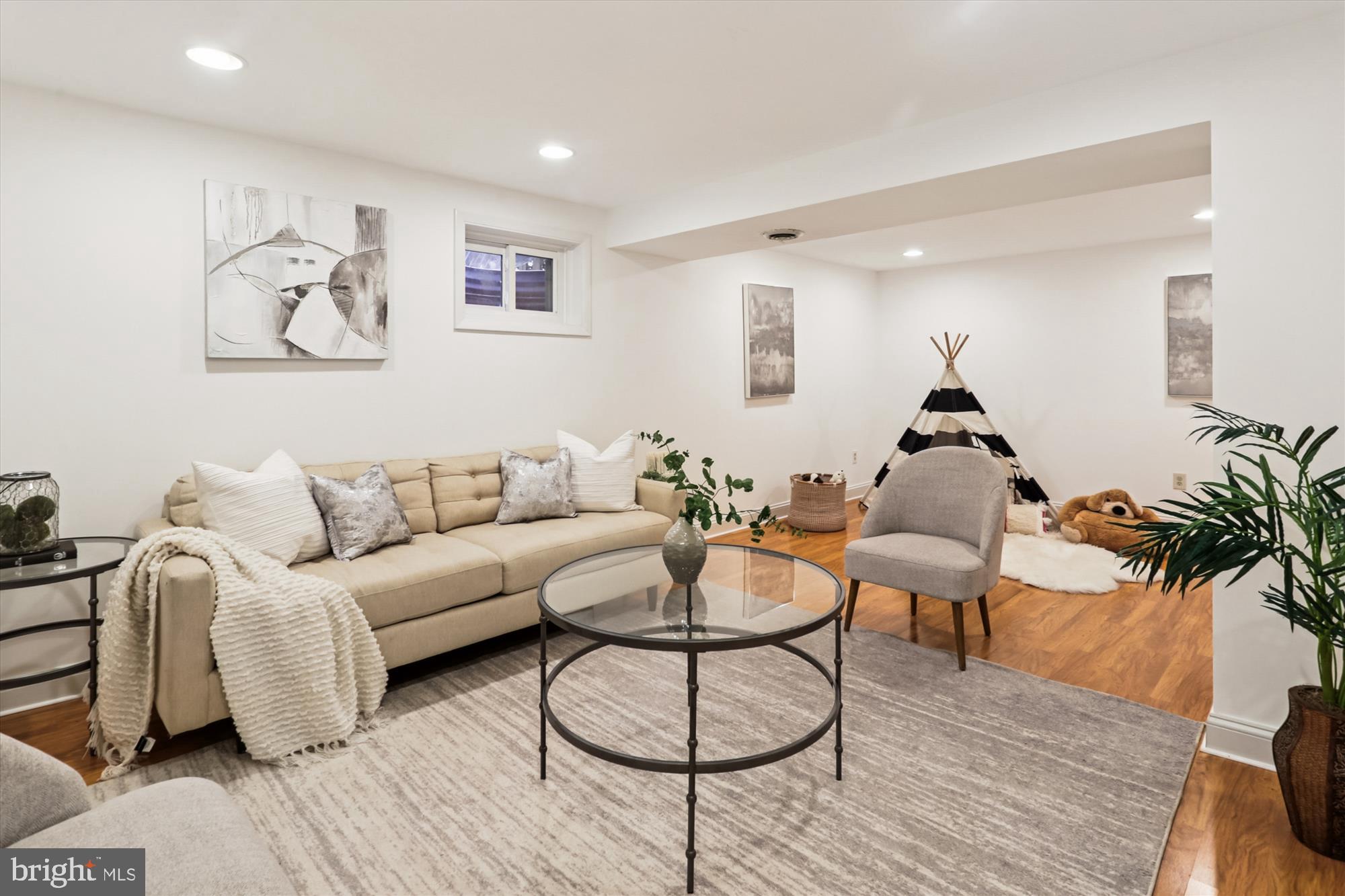 CAPITOL VIEW PARK - Residential