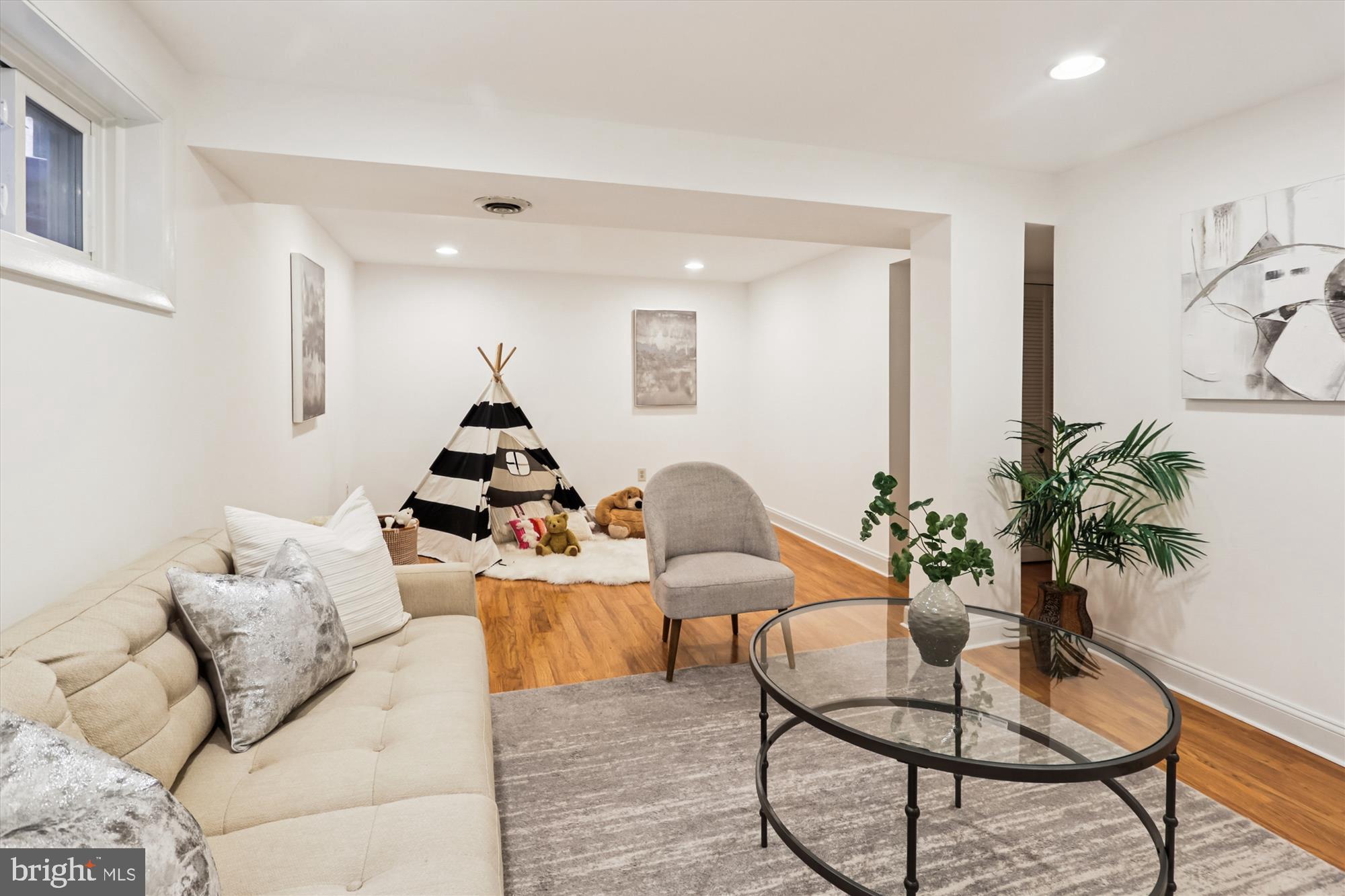 CAPITOL VIEW PARK - Residential