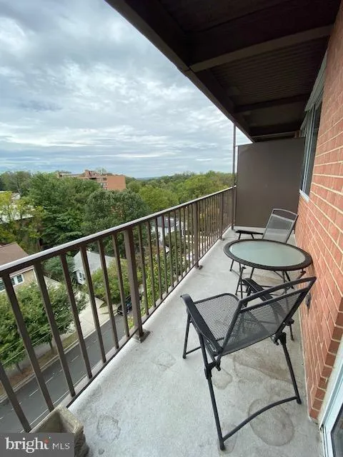 4343 Lee Highway Unit 705, Arlington, VA 22207