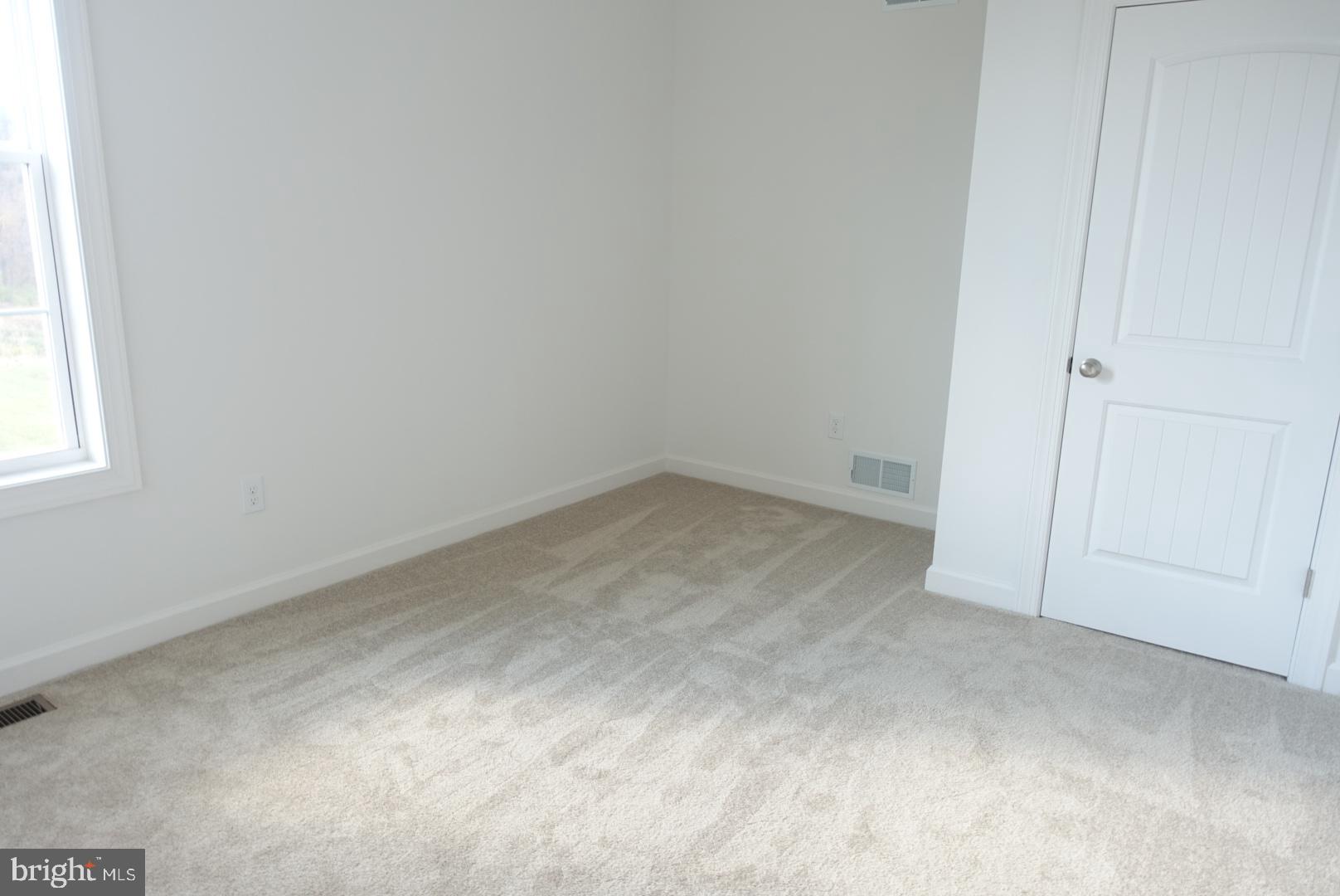 STEEPLE CHASE - Residential