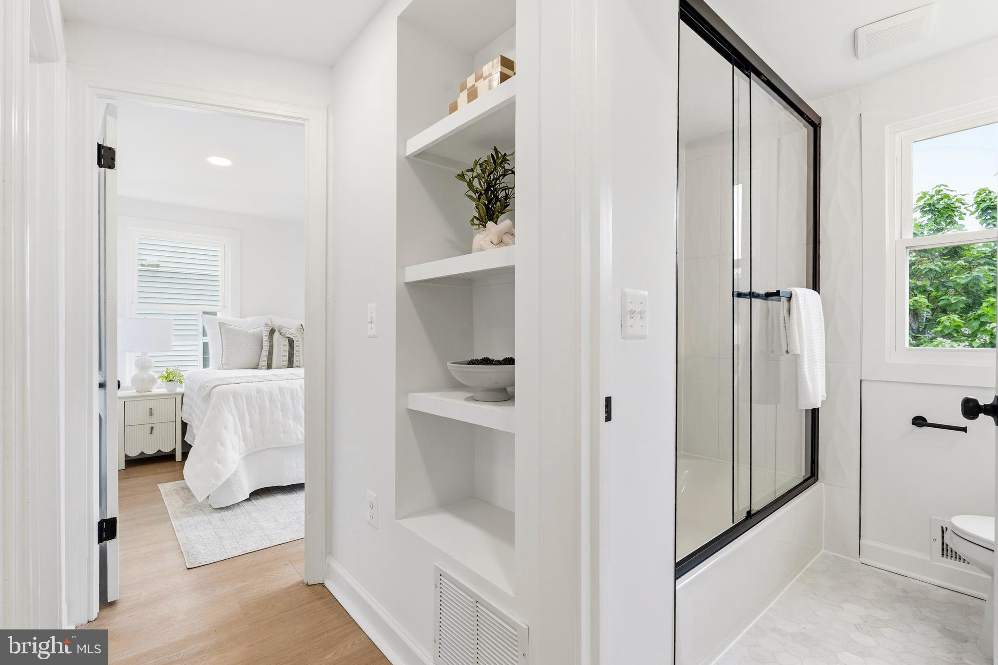 WASHINGTON SUBURBAN HOME - Residential