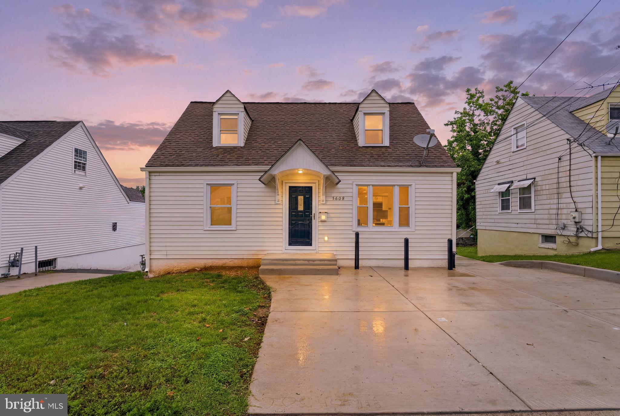 WASHINGTON SUBURBAN HOME - Residential
