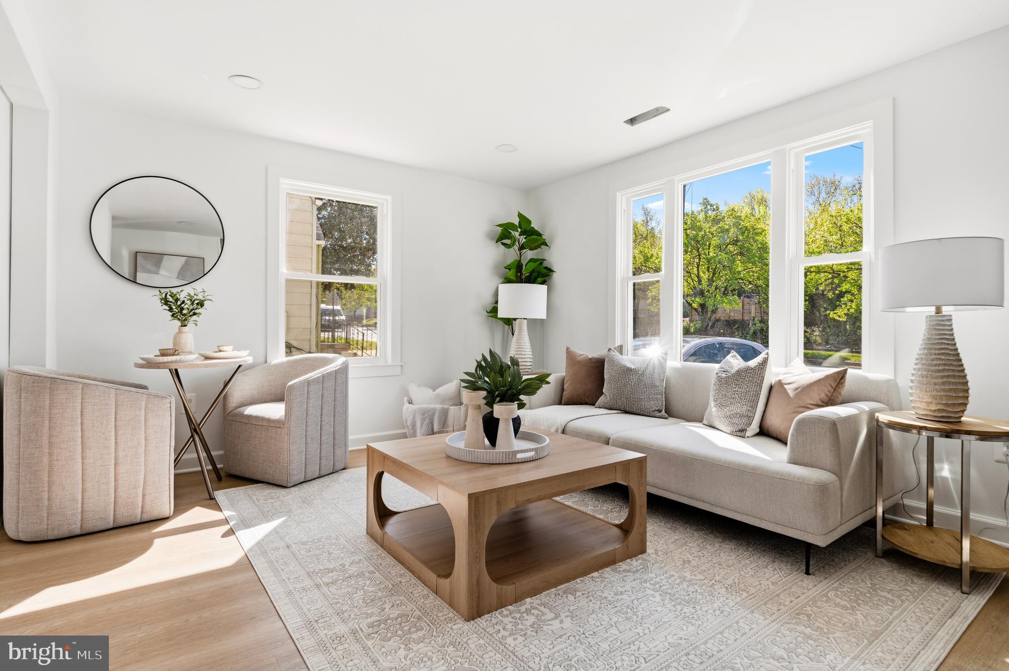 WASHINGTON SUBURBAN HOME - Residential