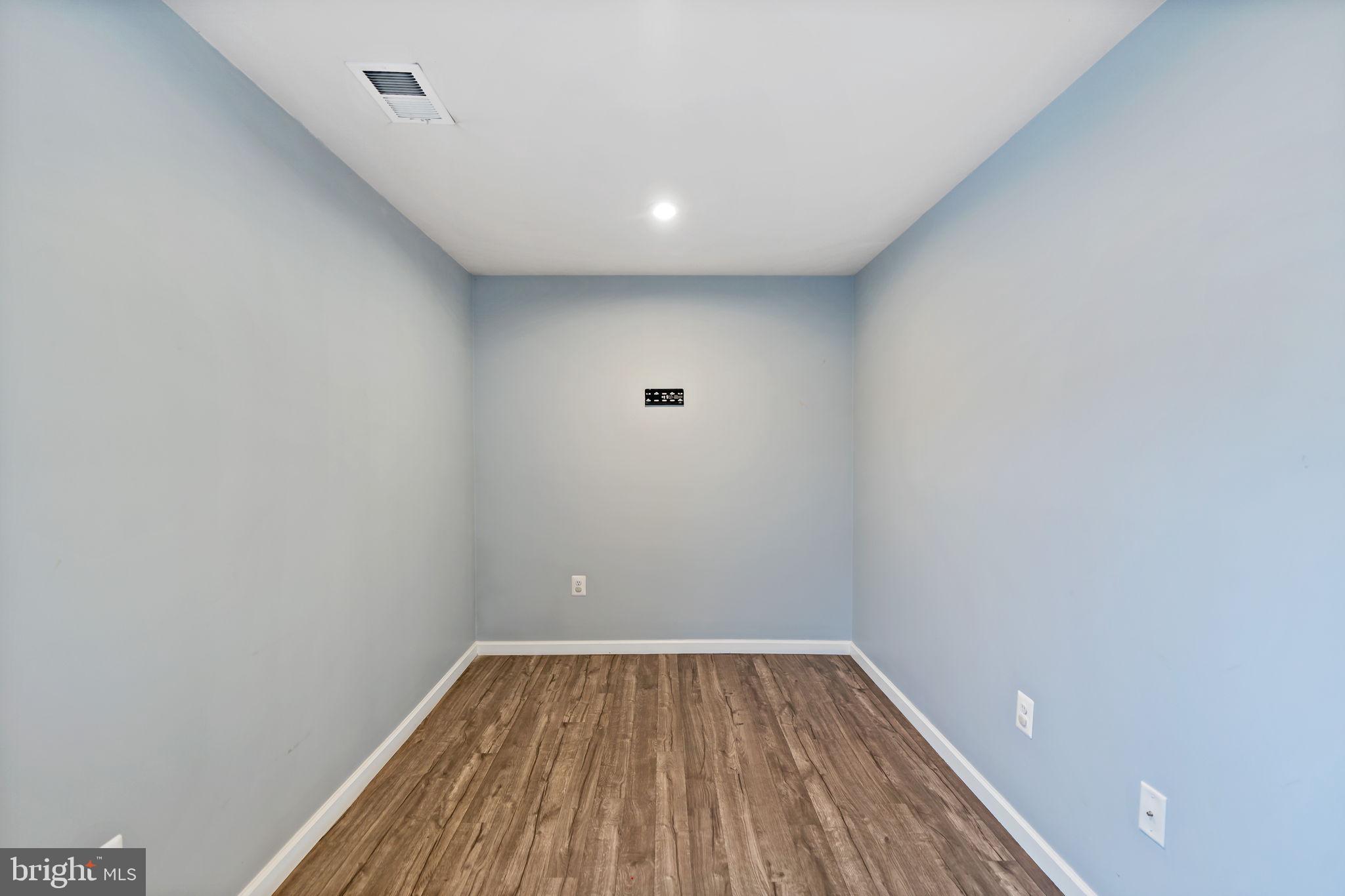 MARTINSBURG - Residential Lease