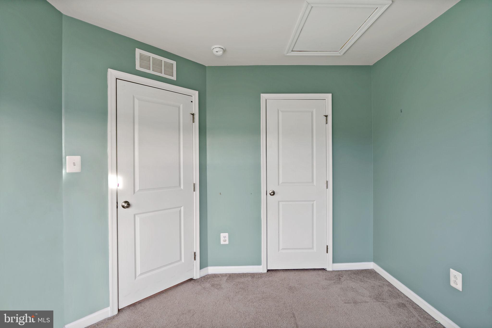 MARTINSBURG - Residential Lease