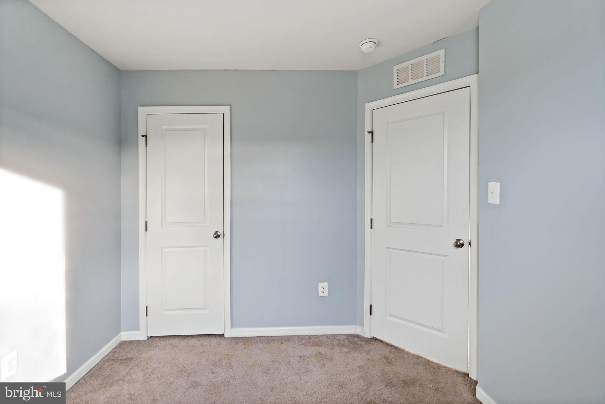 MARTINSBURG - Residential Lease