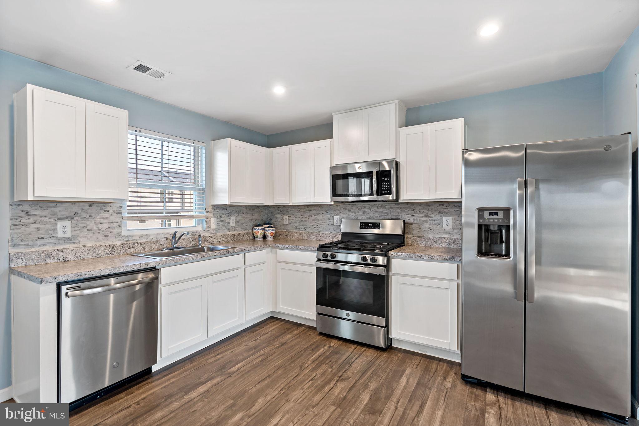 MARTINSBURG - Residential Lease