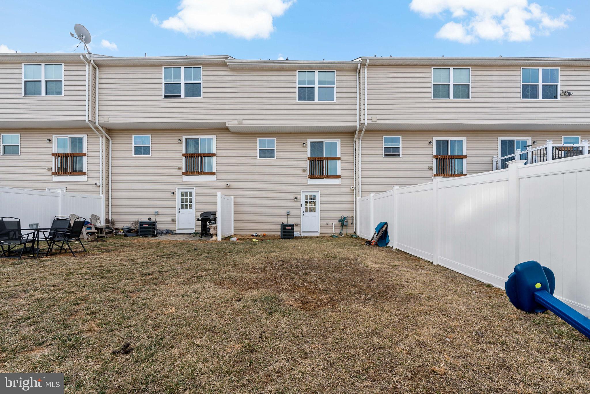 MARTINSBURG - Residential Lease