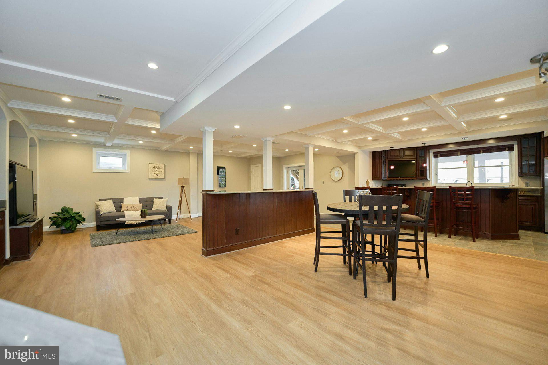 HUNTON WOOD - Residential