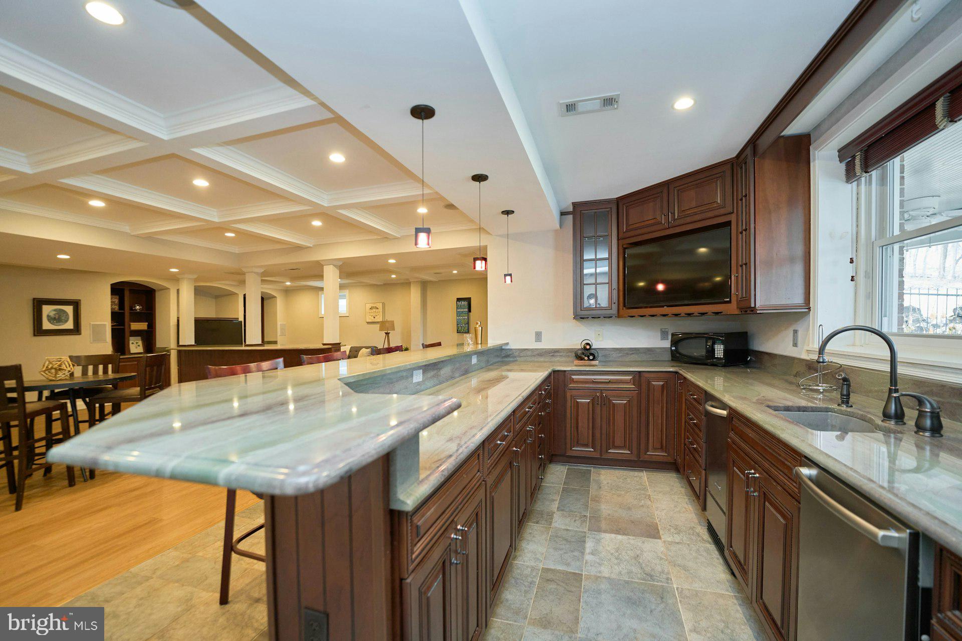 HUNTON WOOD - Residential