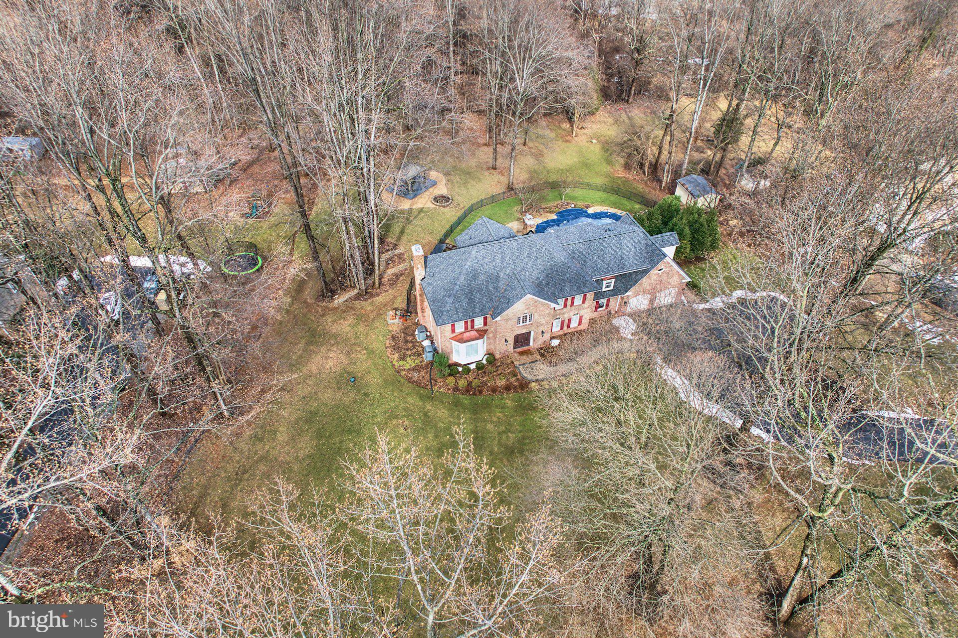 HUNTON WOOD - Residential