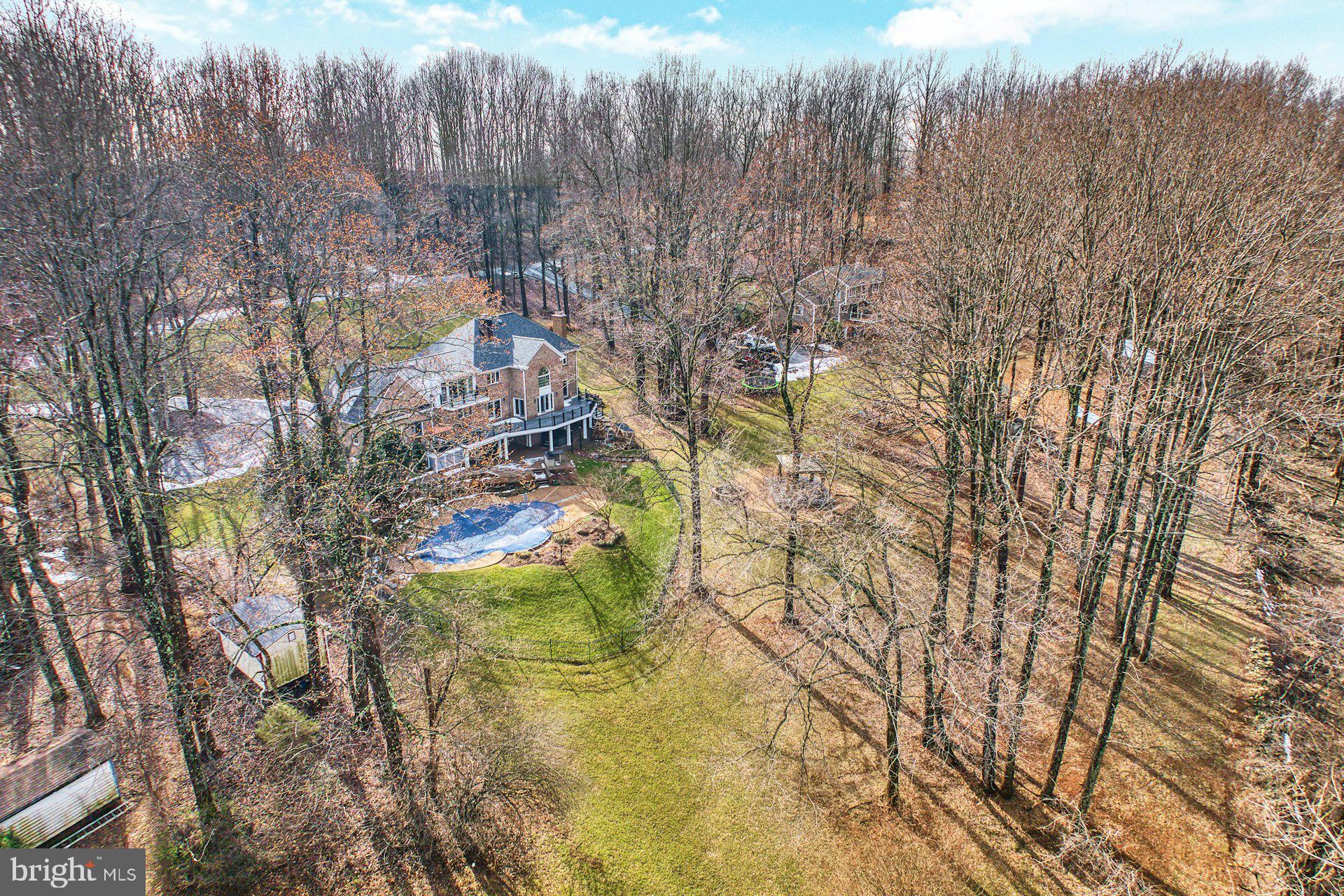 HUNTON WOOD - Residential