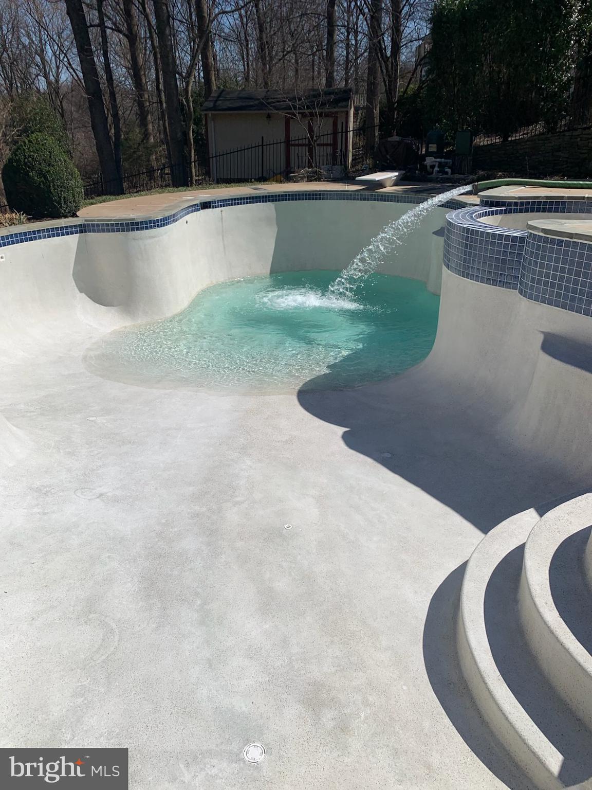 HUNTON WOOD - Residential