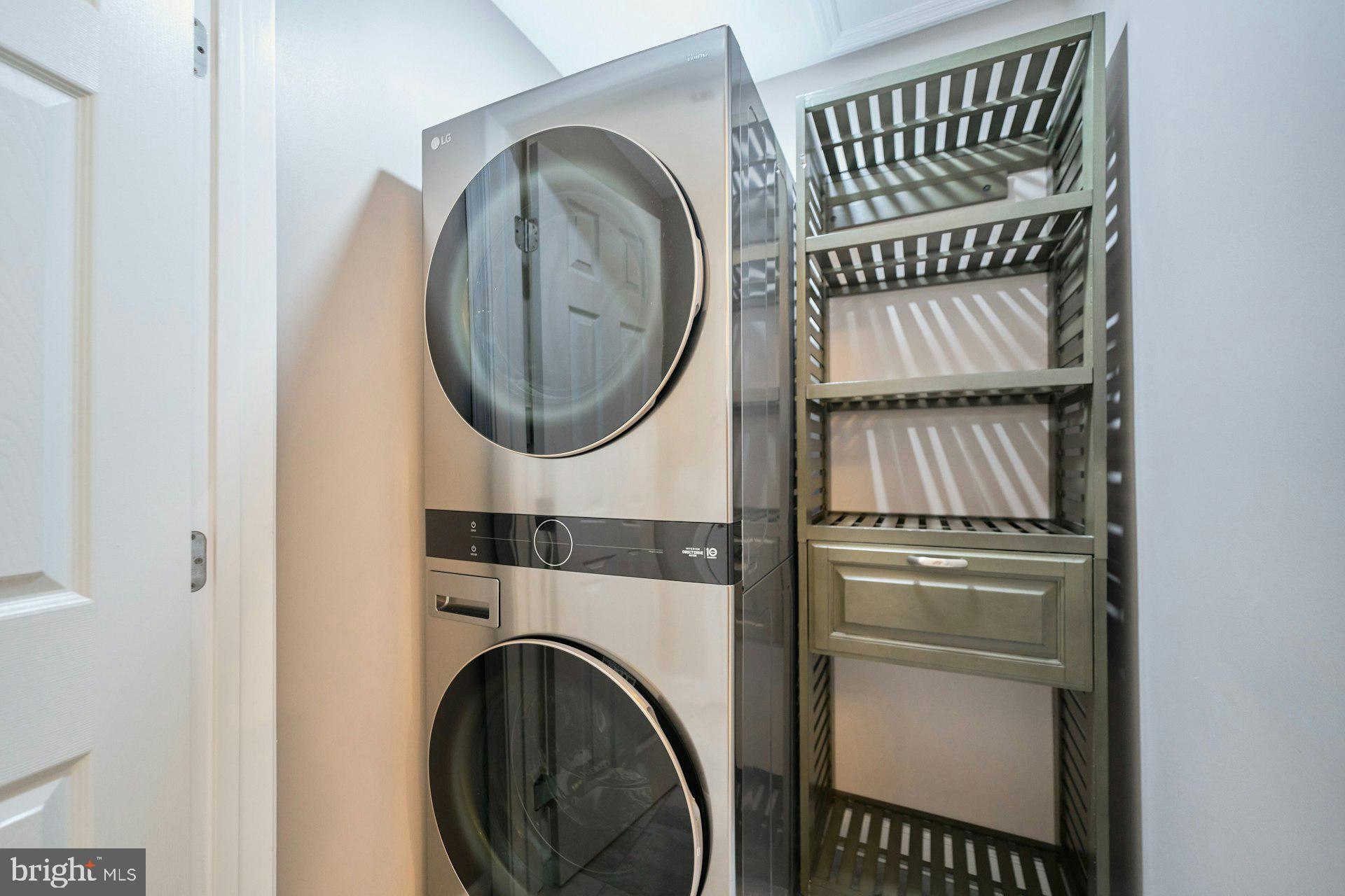 HUNTON WOOD - Residential