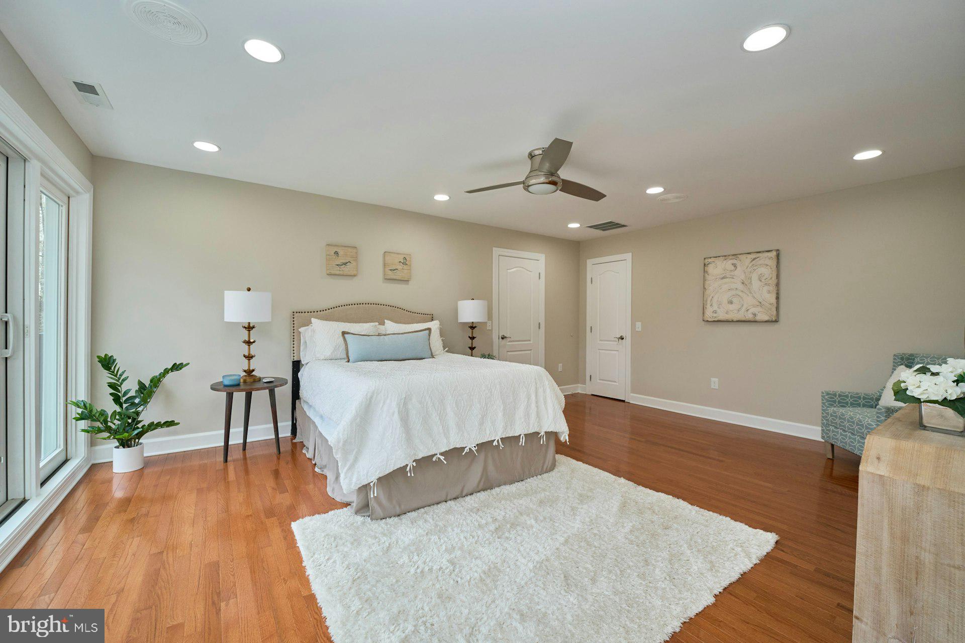 HUNTON WOOD - Residential