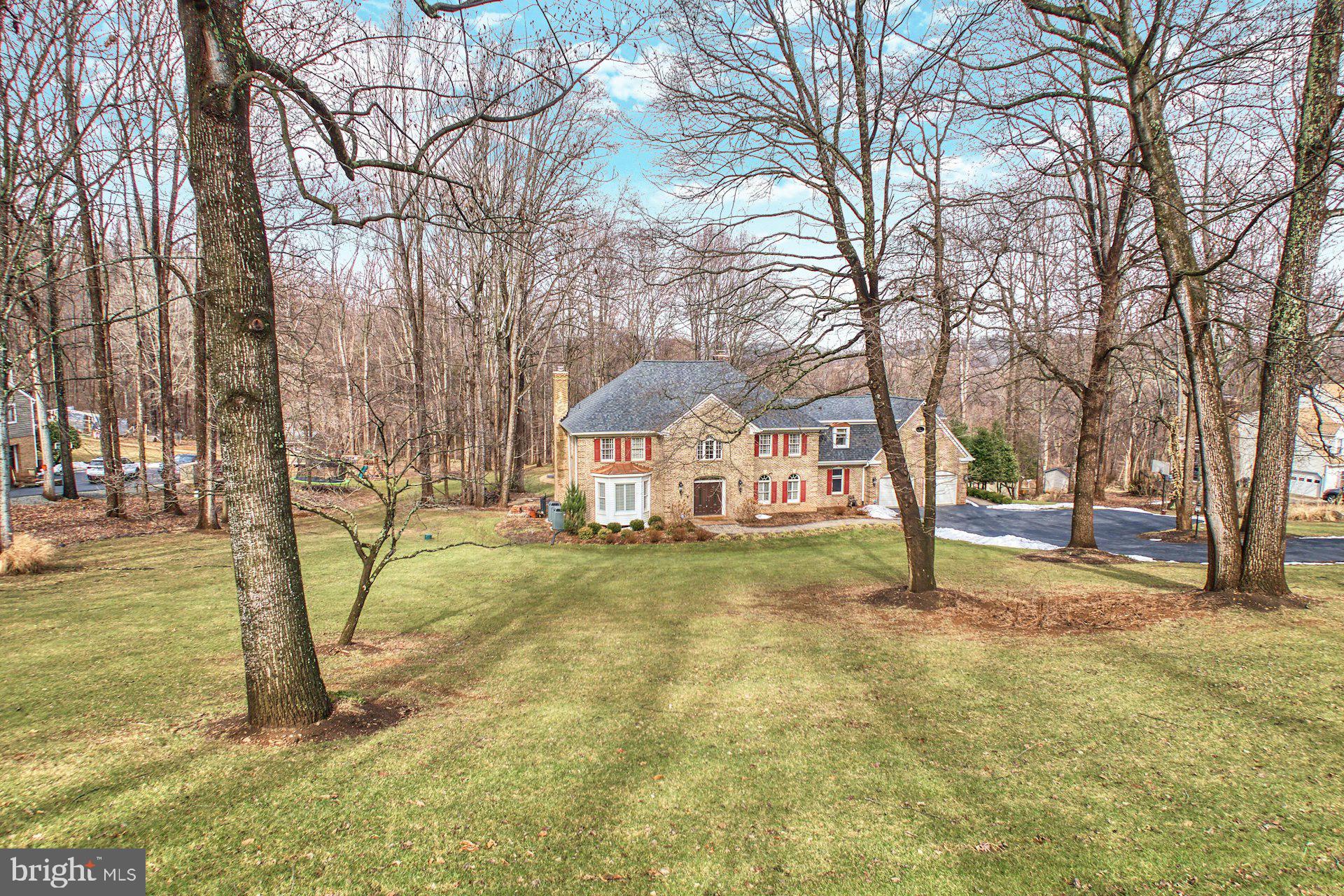 HUNTON WOOD - Residential