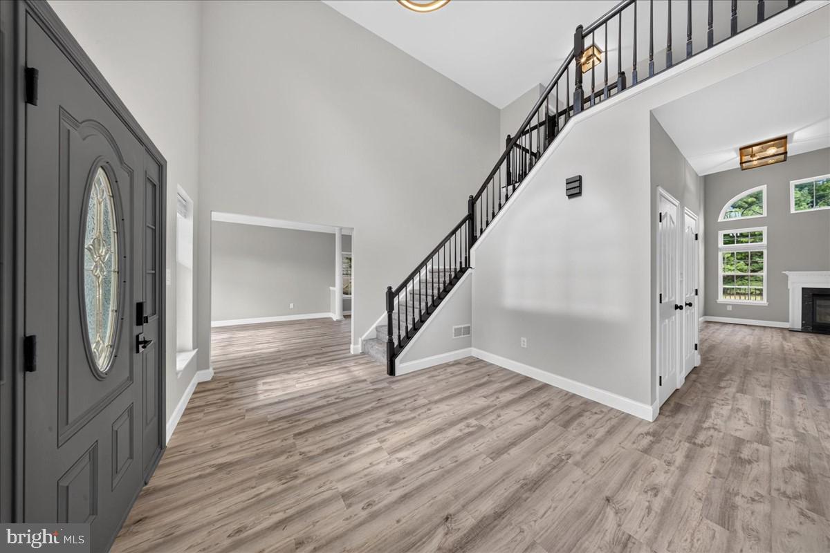 4 TRAVERTINE COURT