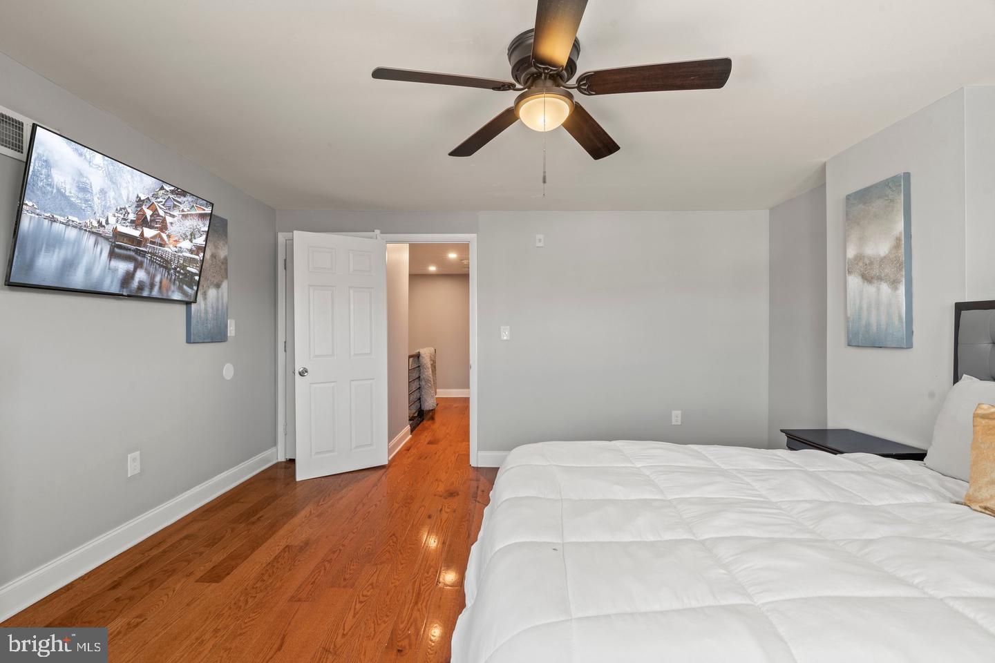 STRAWBERRY MANSION - Residential Lease