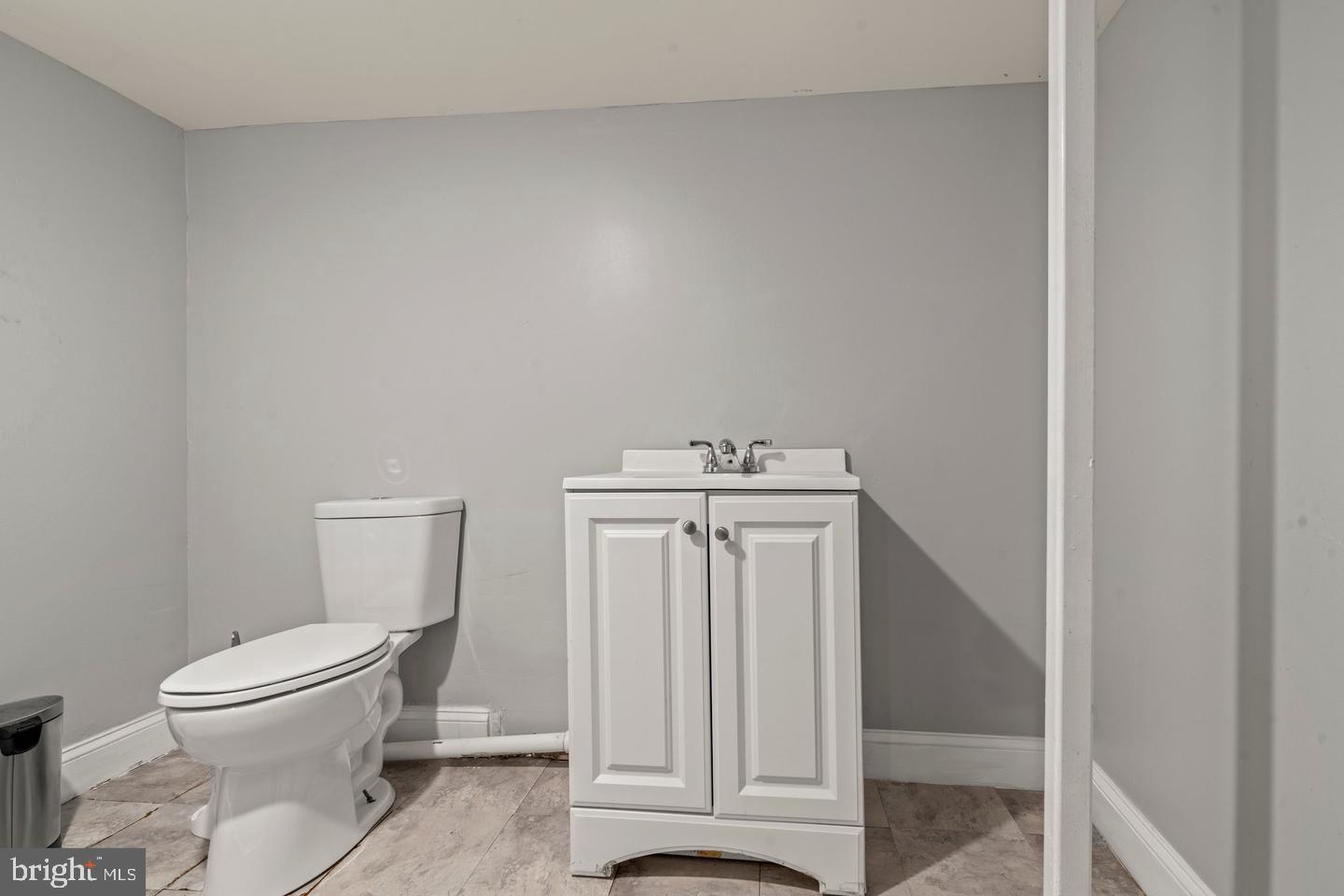 STRAWBERRY MANSION - Residential Lease