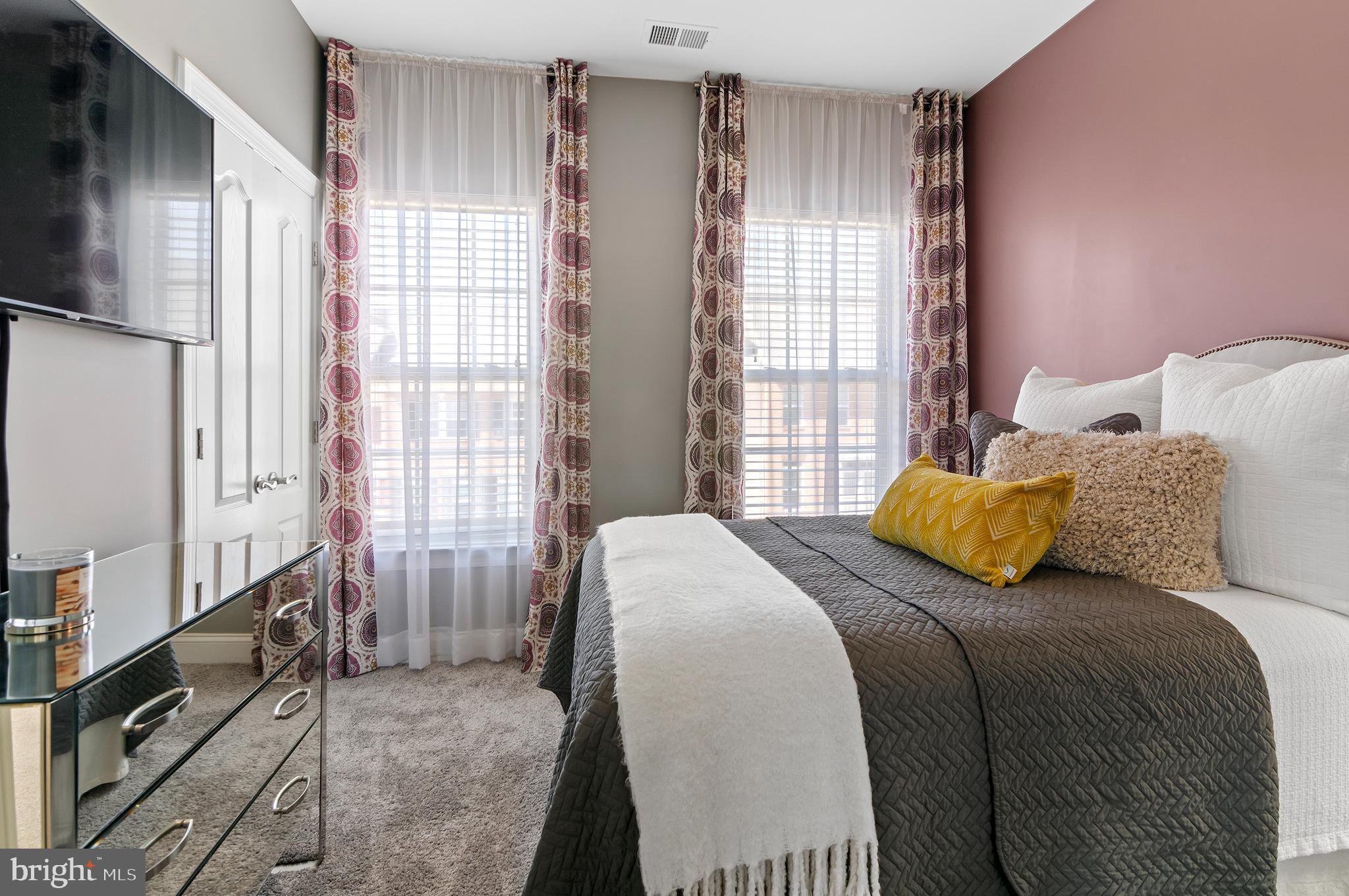 EMERSON - Residential