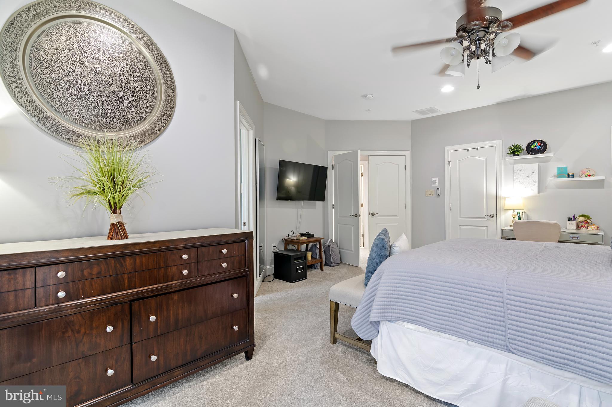 EMERSON - Residential