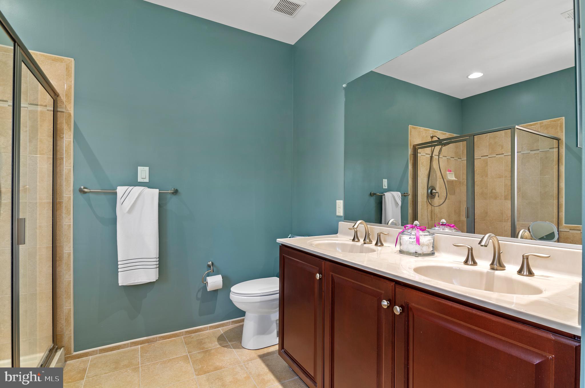 EMERSON - Residential