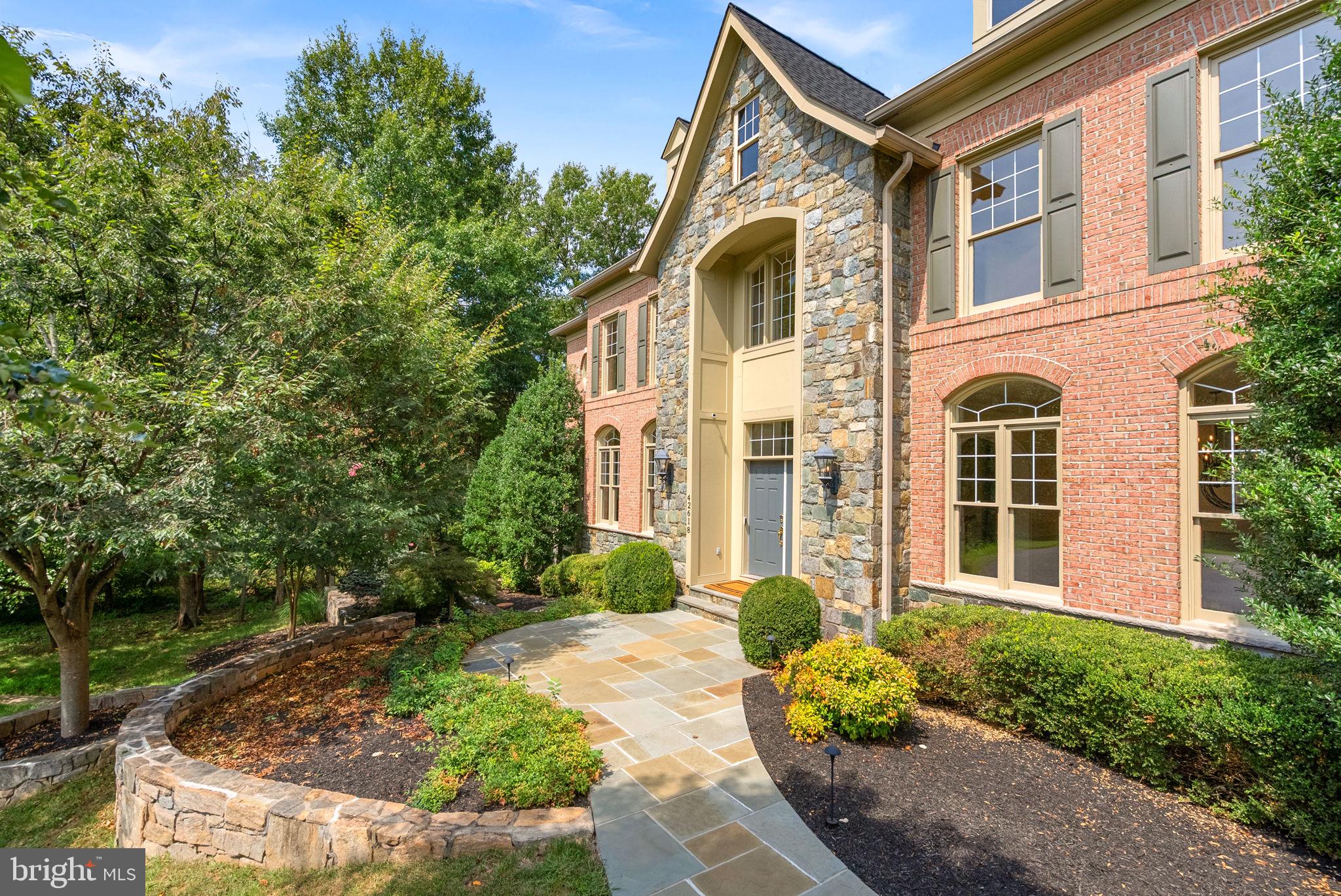 42618 TRAPPE ROCK COURT