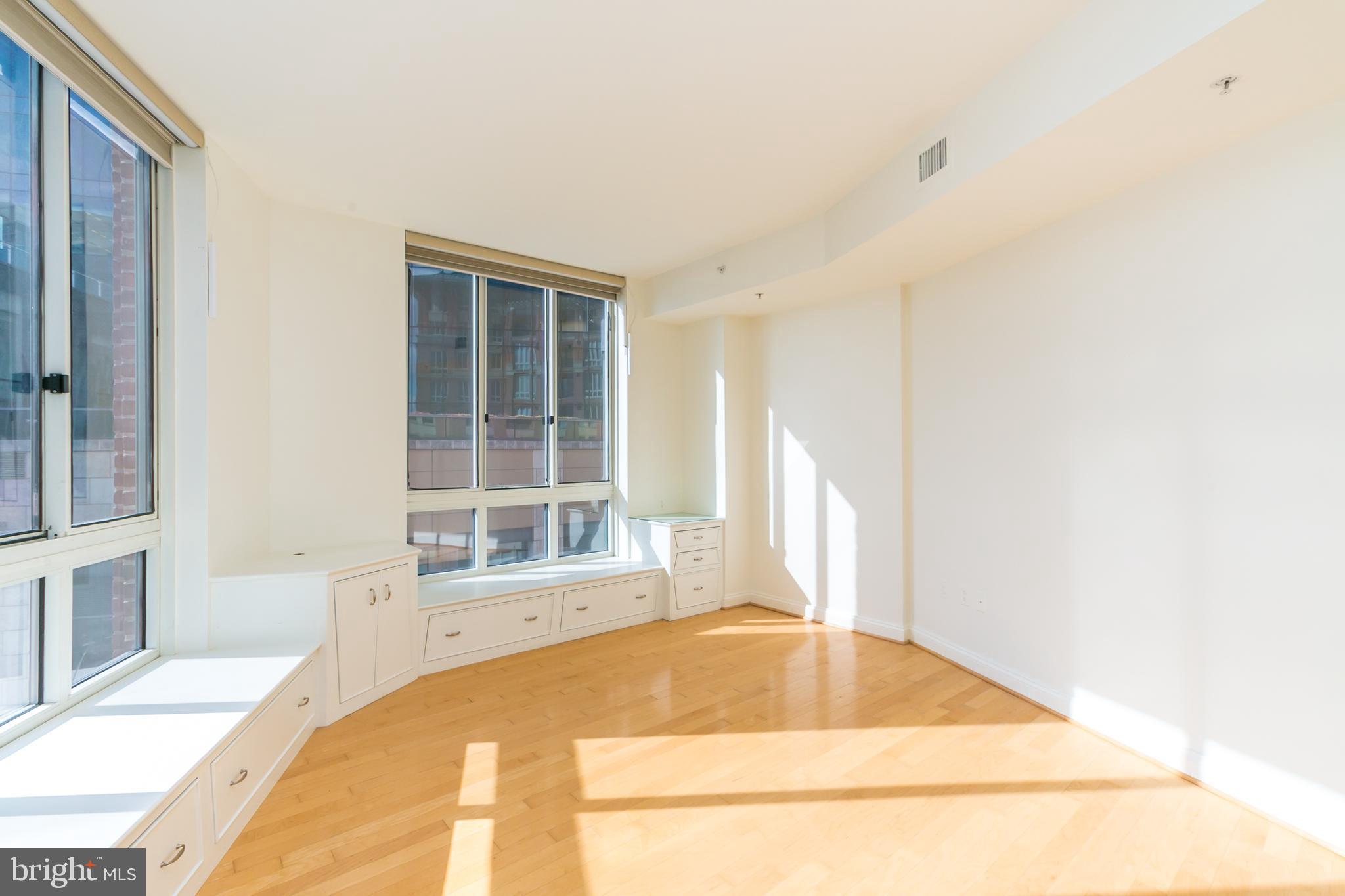 HARBOR EAST - Residential Lease