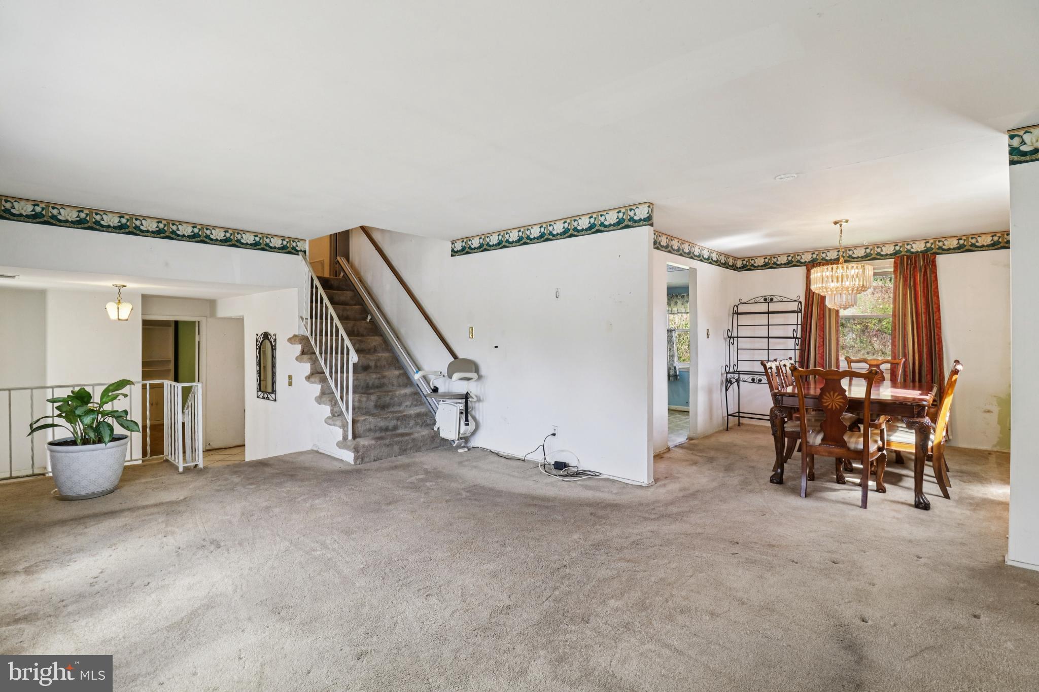 FOREST KNOLLS - Residential