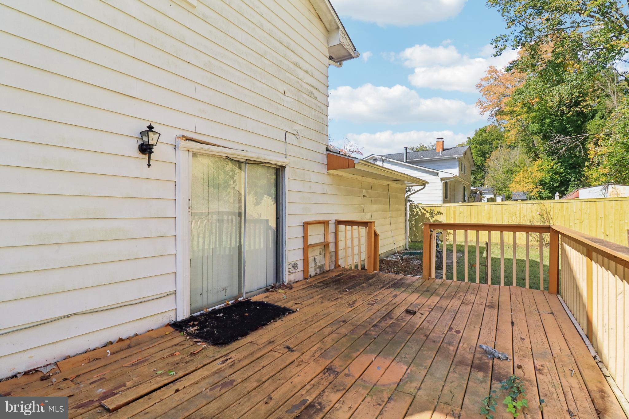 FOREST KNOLLS - Residential