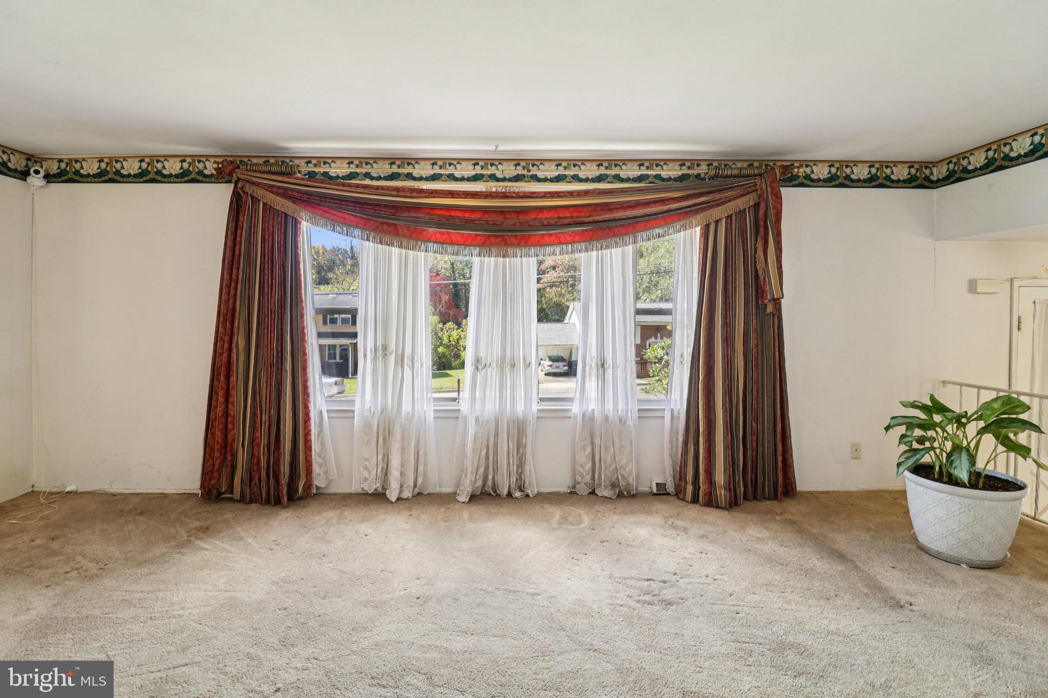 FOREST KNOLLS - Residential