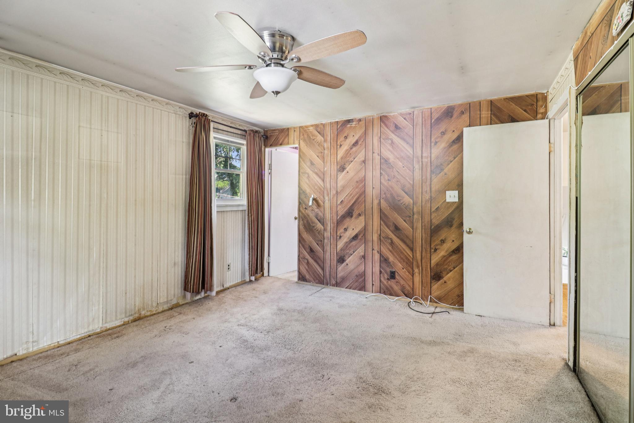 FOREST KNOLLS - Residential