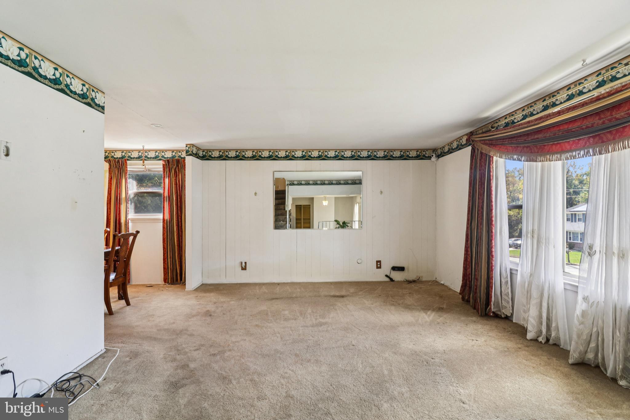 FOREST KNOLLS - Residential