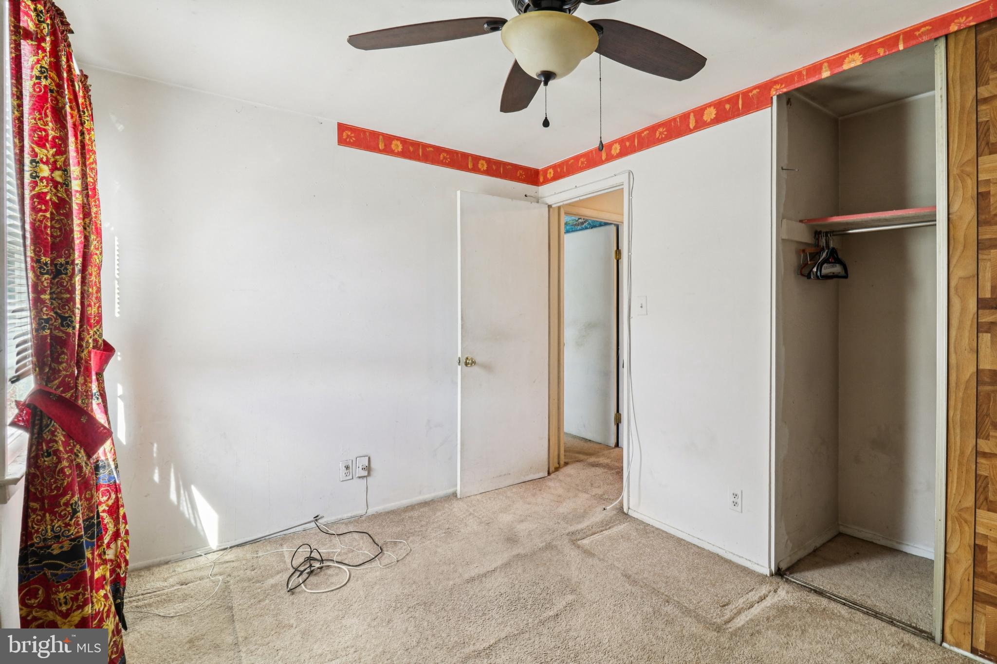 FOREST KNOLLS - Residential