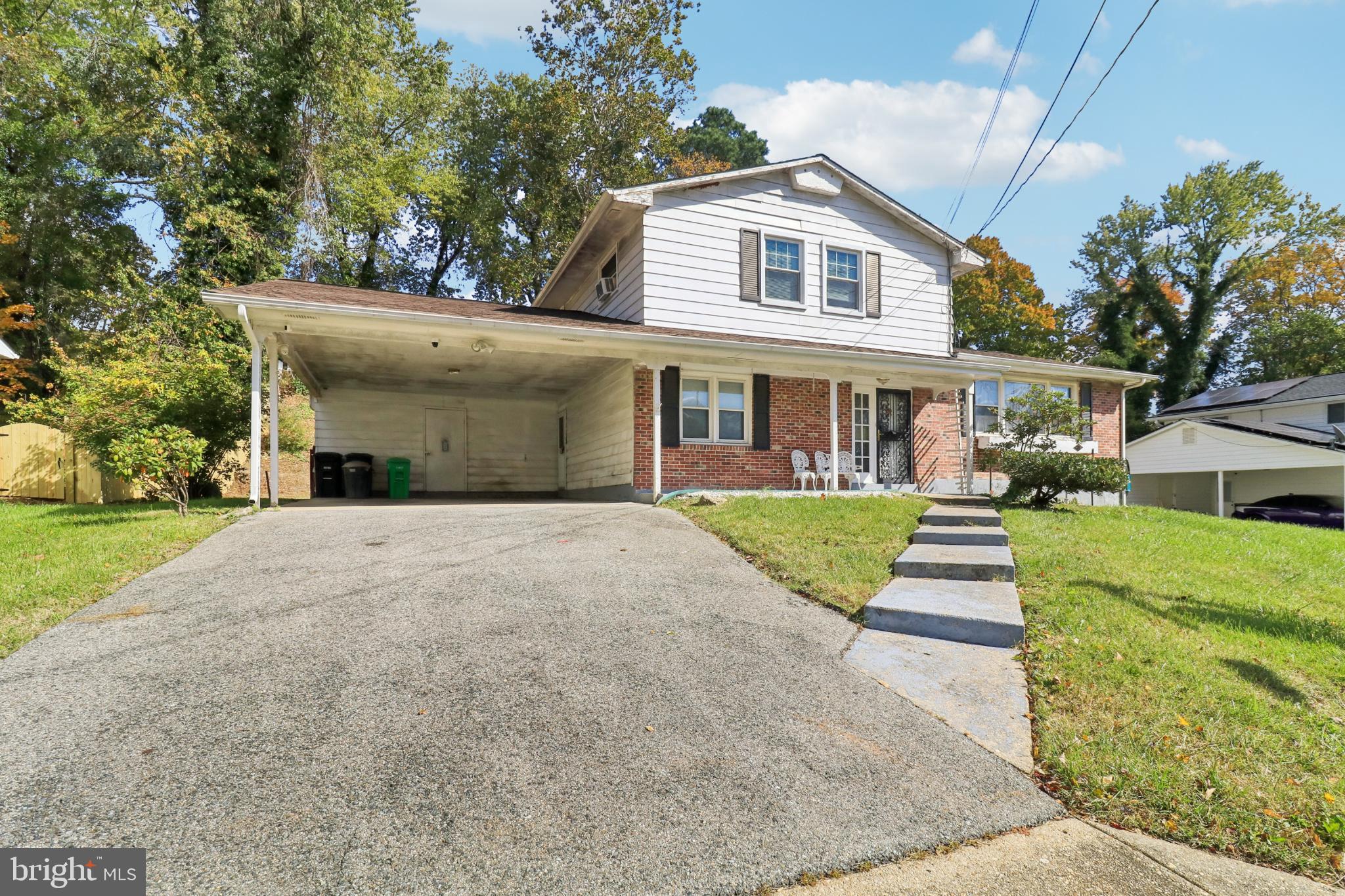 FOREST KNOLLS - Residential