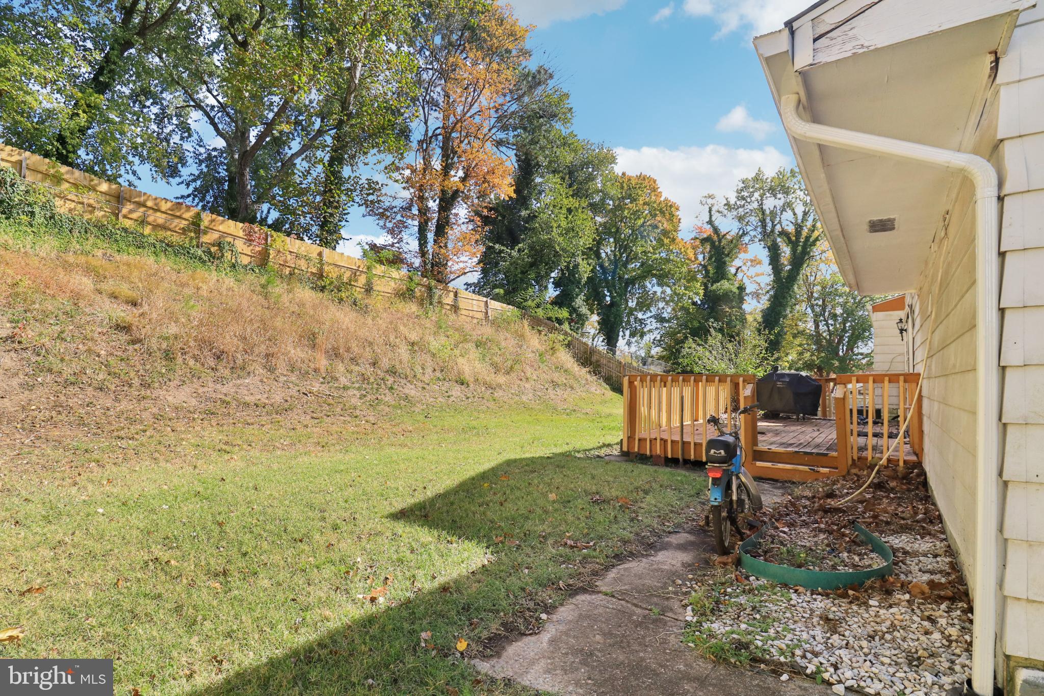 FOREST KNOLLS - Residential