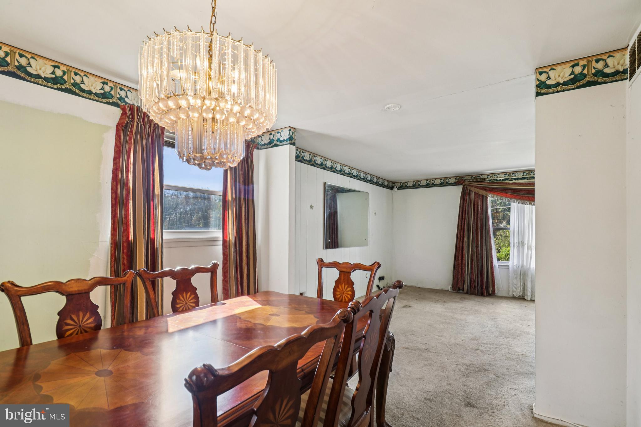 FOREST KNOLLS - Residential