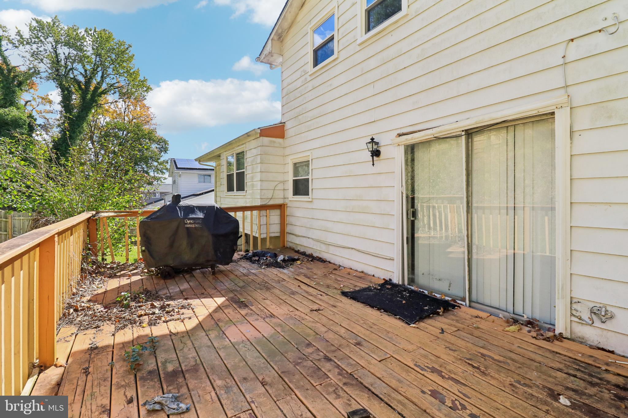 FOREST KNOLLS - Residential