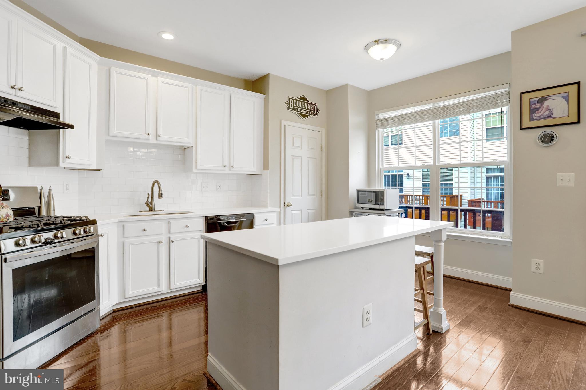 2342 HUNTINGTON STATION COURT