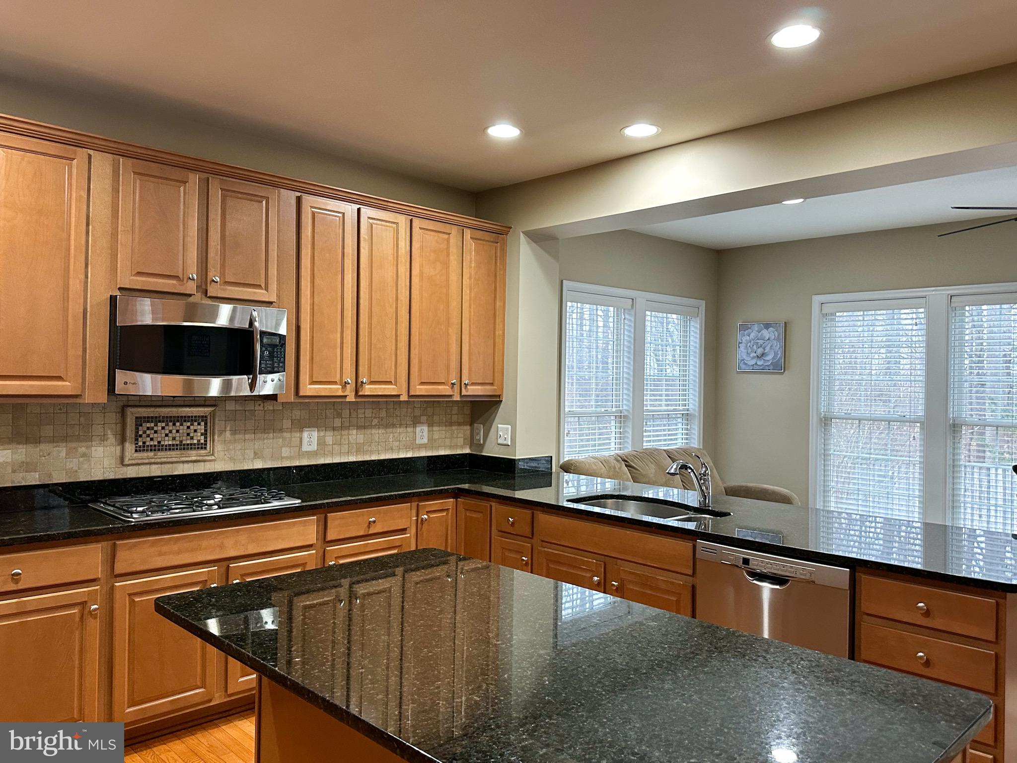 LAUREL HILL LANDBAY - Residential