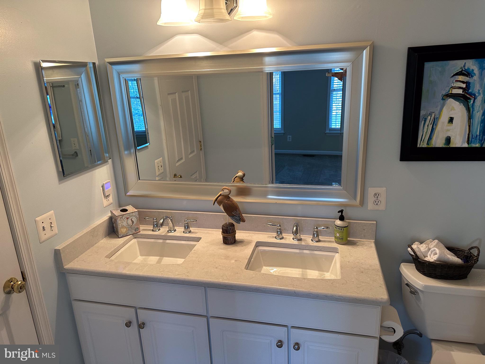 LAUREL HILL LANDBAY - Residential