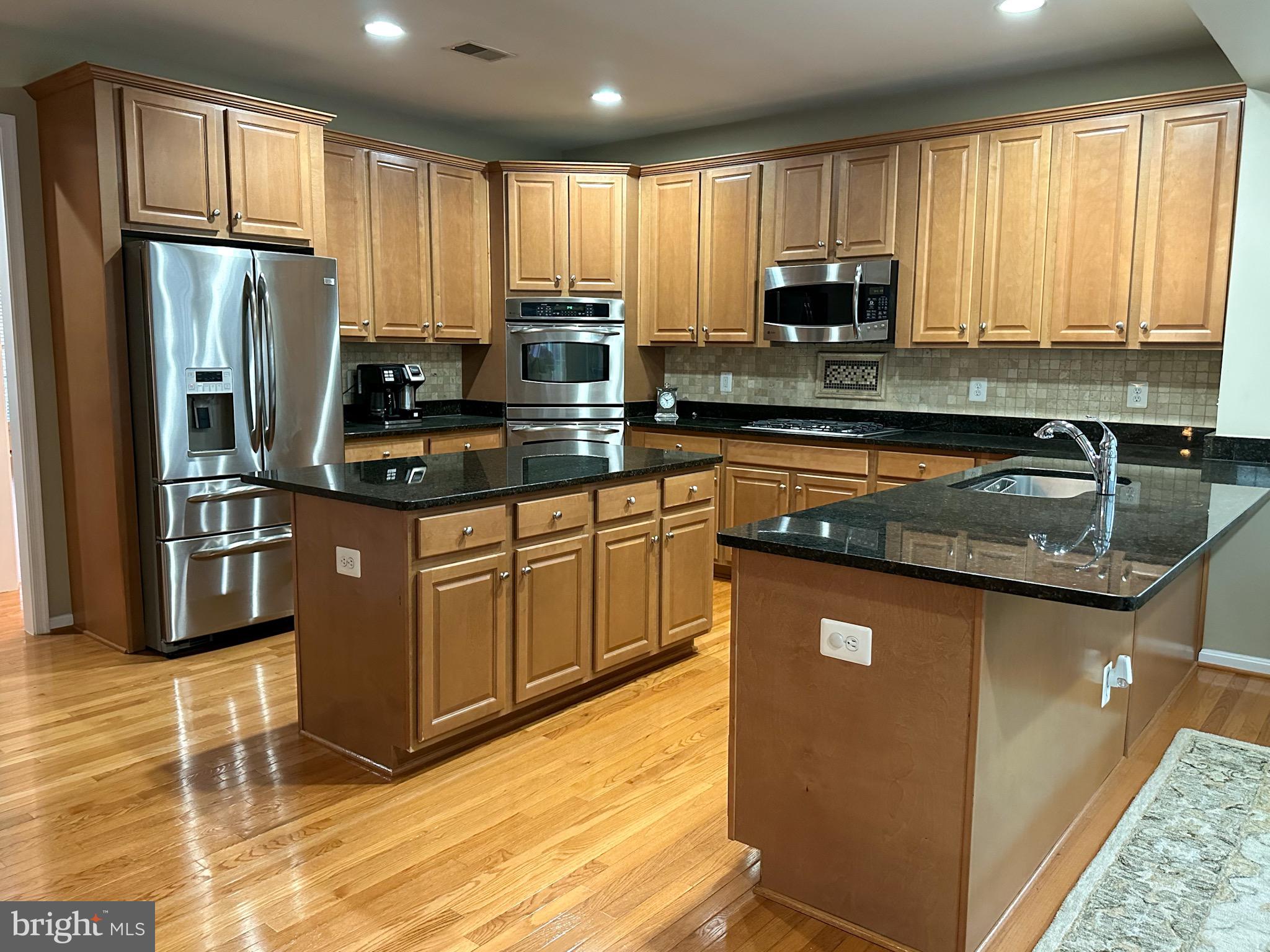 LAUREL HILL LANDBAY - Residential