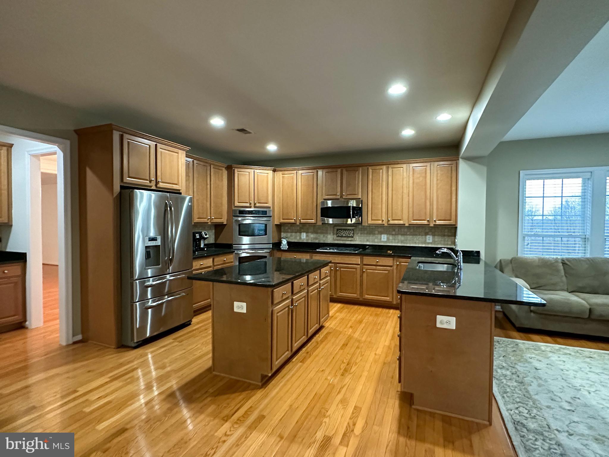 LAUREL HILL LANDBAY - Residential