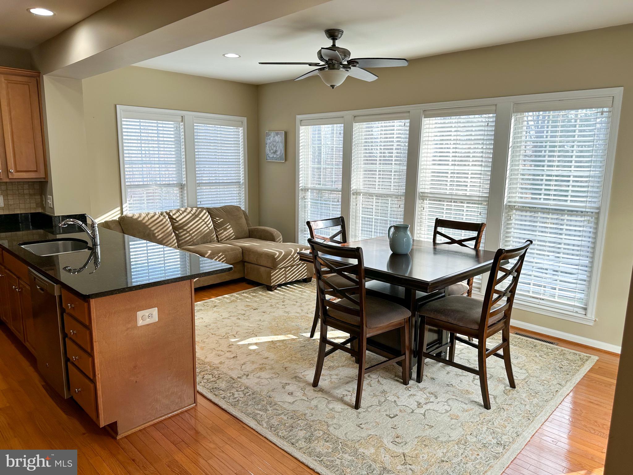 LAUREL HILL LANDBAY - Residential