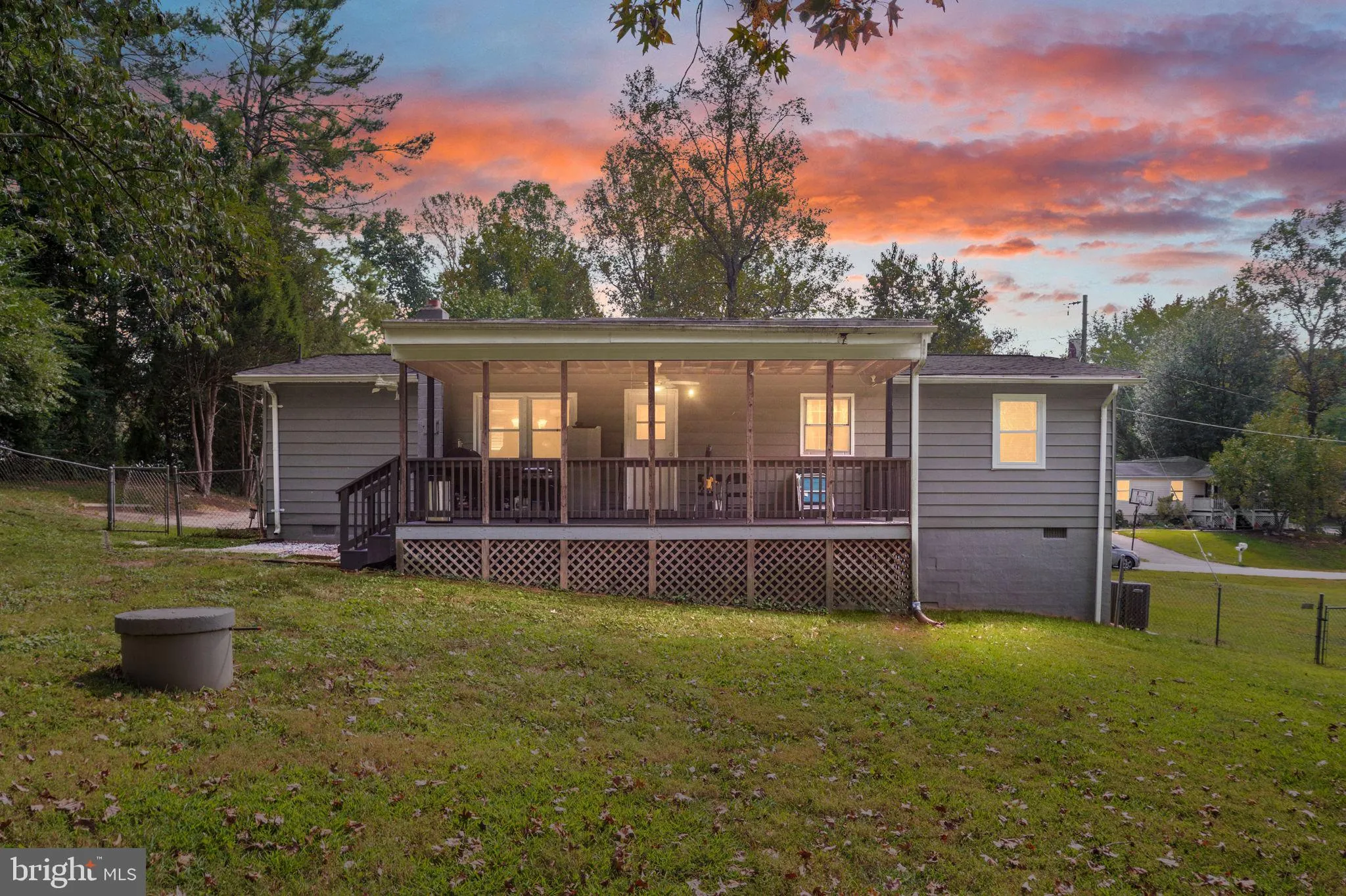 Fredericksburg, Virginia 22407, United States, 3 Bedrooms Bedrooms, ,2 BathroomsBathrooms,Residential,Contingent,214274